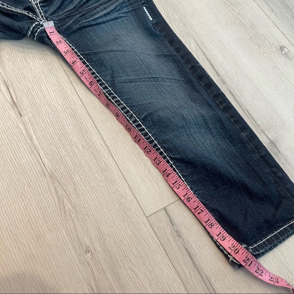 L.A. IDOL Blue Embellished Stretchy Jean Capris w/ Contrasting colored stitching - Picture 6 of 11